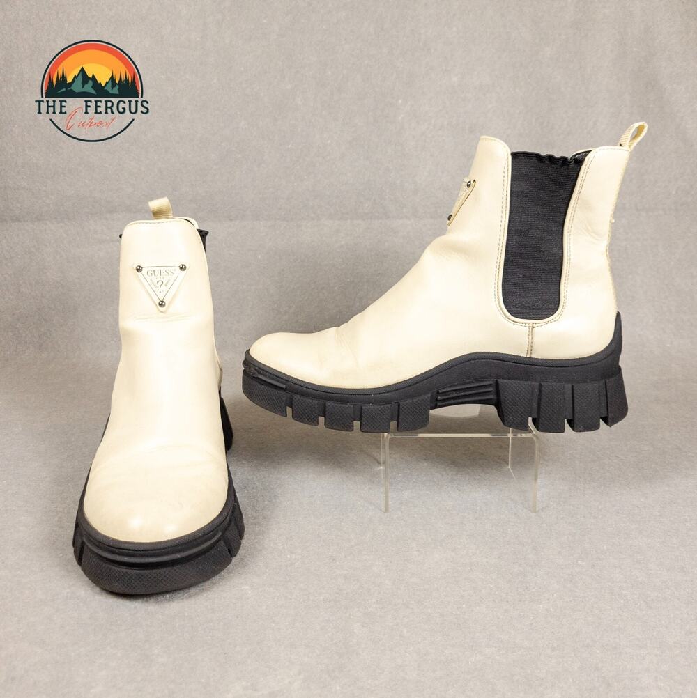 Guess Hestia Chelsea Boots White Black Lug Sole Leather Ankle Women's Size 9.5M